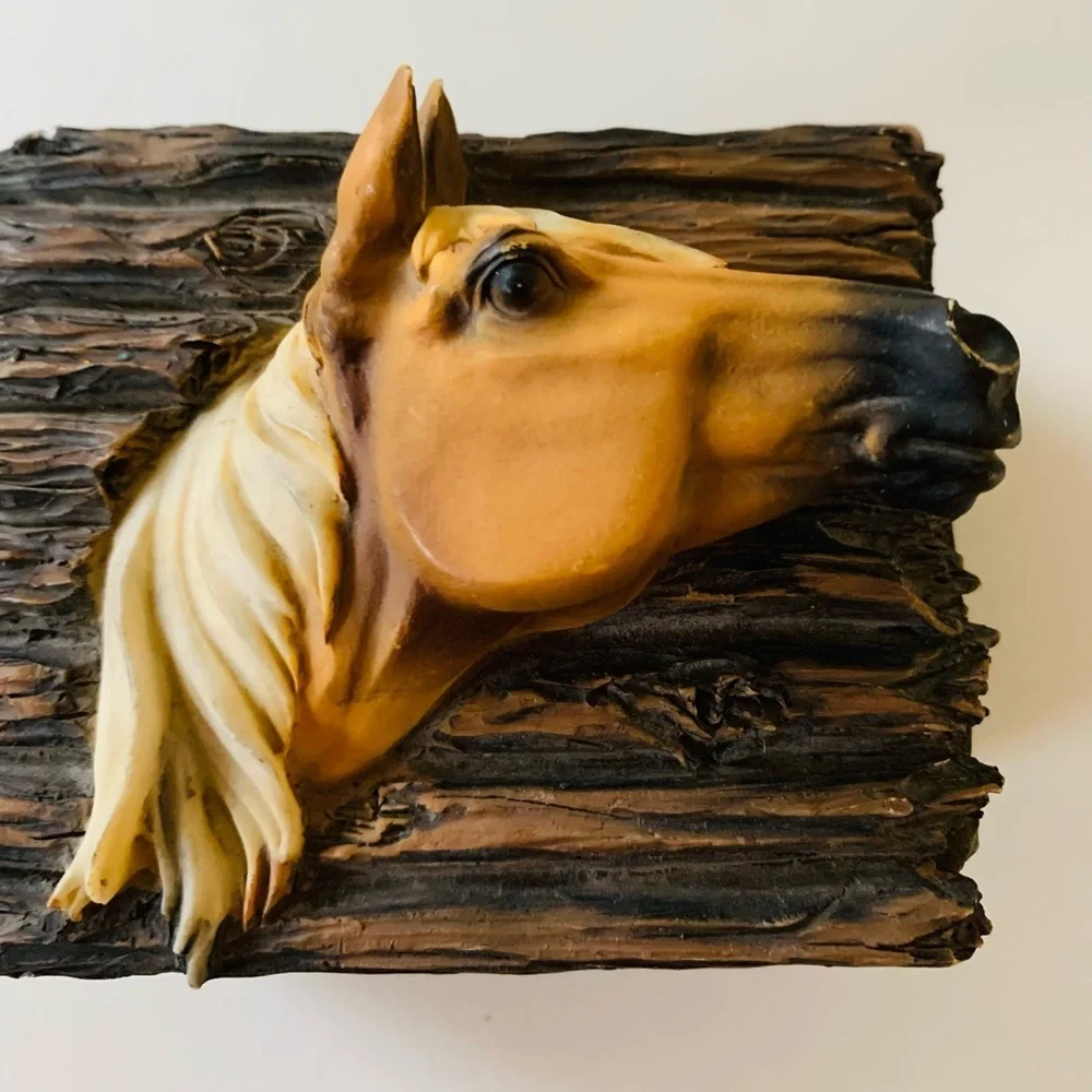 Trinket box